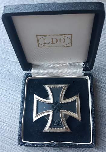 New Eisernes Kreuz 1. Klasse L/54 Schraubscheibe mit Verleihungsschatulle