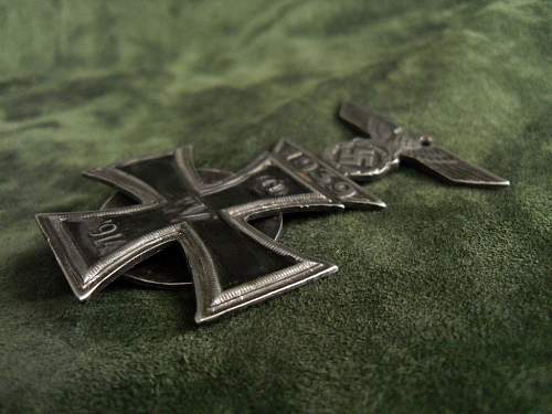 Wwii iron cross with spange