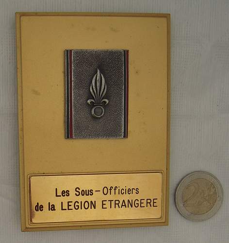 Beret badges of the French Foreign Legion ???