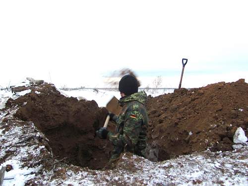 Stalingrad: digging near Gorodis&#1089;he &amp; Gumrak