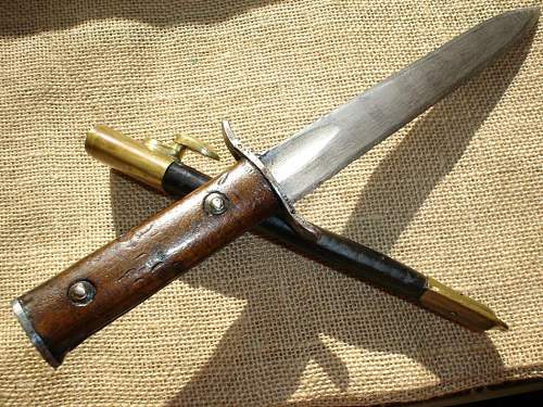 Italian 1916-pattern fighting-knife