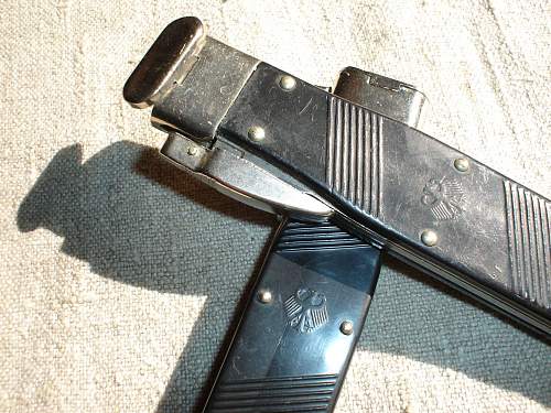 German post war gravity knife.