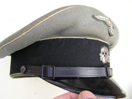 SS NCO visor ex-Heer???