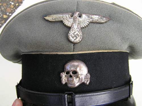 SS NCO visor ex-Heer???