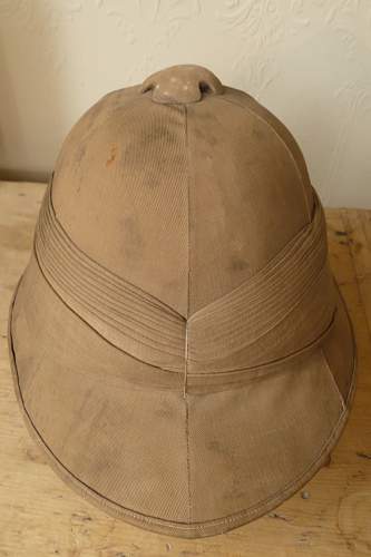 British &amp; Commonwealth sun helmets