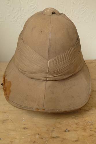 British &amp; Commonwealth sun helmets