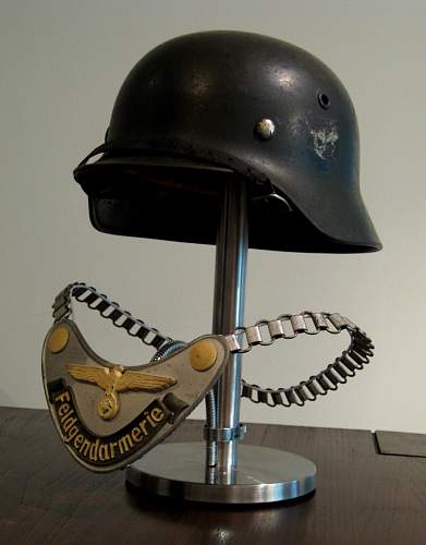 Police lid and Gorget display