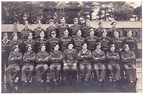 Officer cadet training unit group photo, paras guards etc.