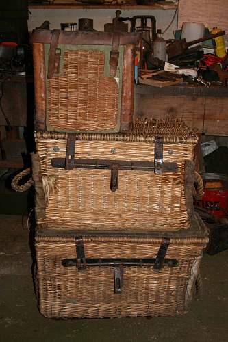 1941 wicker pannier