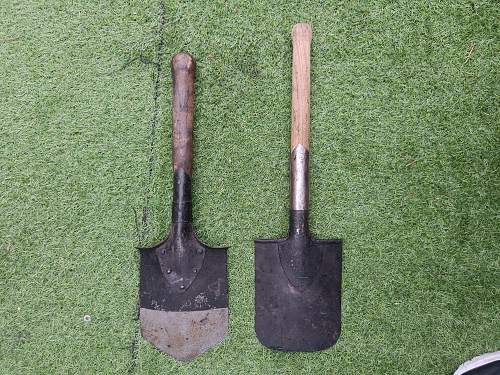 2 Unknown shovels