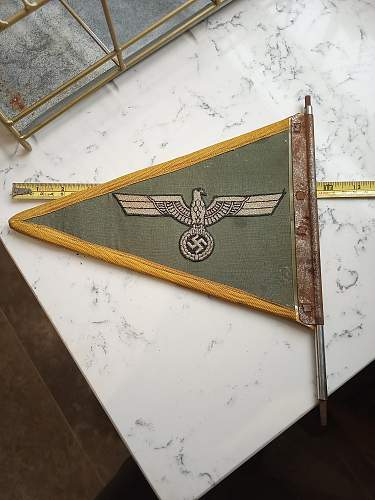 German Staff Car / Vehicle Flag ?