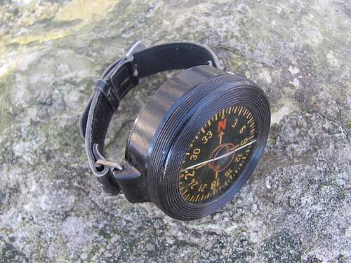 AK39 Personnel Wrist Compass