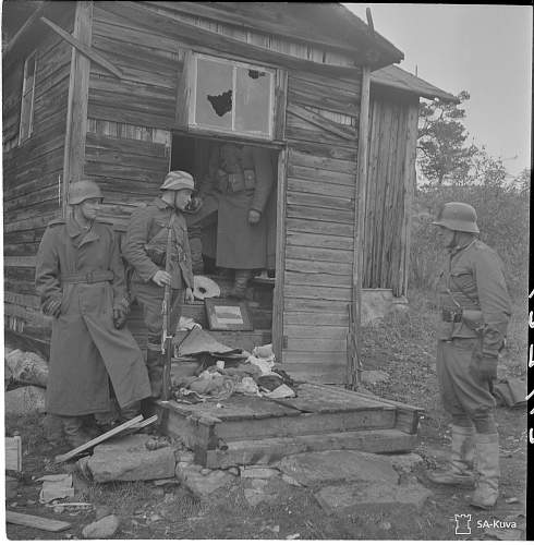 Finnish Camo Helmets- Period Photo Pictorial