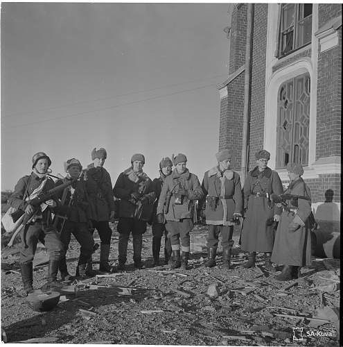 Finnish Camo Helmets- Period Photo Pictorial