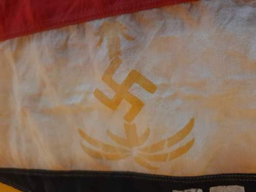 hello friends!!!This ww2 german Dak pennant its good or false???? this pennant used in panzers or camps??please opinions???