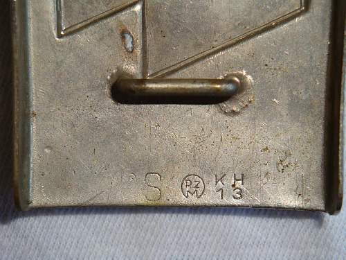 Identifying early RZM, MA, KH and UE Buckle Markings