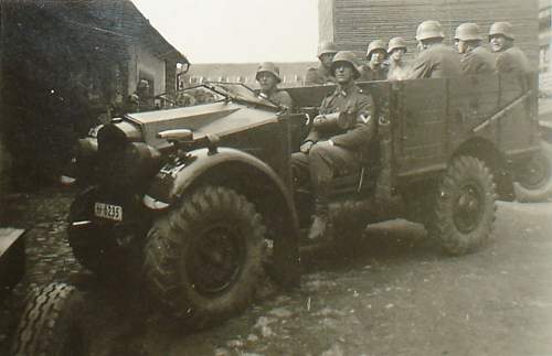 SS-captured Brit. Morris Truck