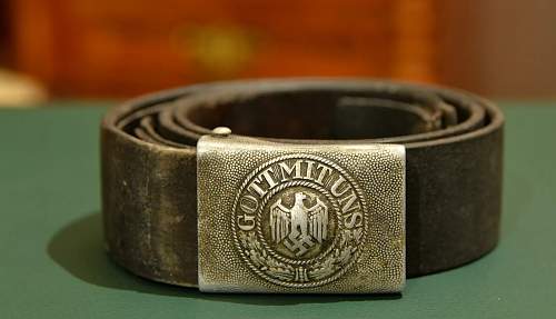 Heer belt with buckle