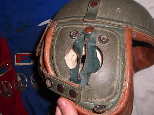 M1938 US Tanker Helmet and Italian Tanker Insignia