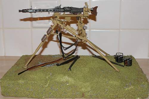 1/6th Scale MG42 and Tripod - 2nd Christmas present !