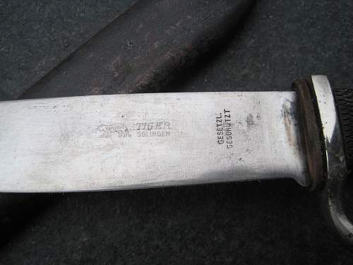 early HJ Knife