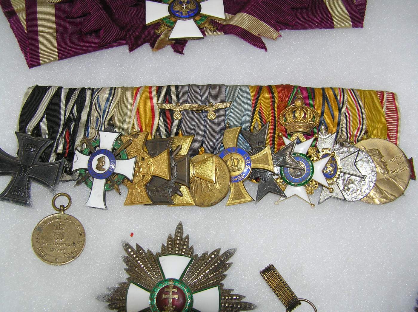 WW2 German, Soviet, Allied militaria, uniforms, awards, weapons history.  War relics forum