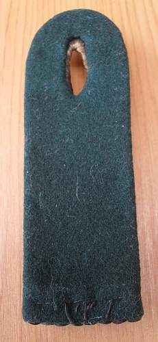 Unknown Shoulder Board