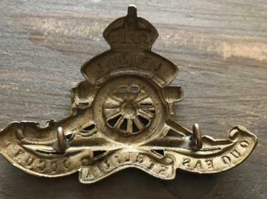 Royal Canadian Artillery Cap Badges