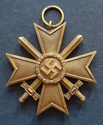 Kriegsverdienstkreuz 2. Klasse L/15 Otto Schickle- authentic?