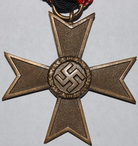 Das Kriegsverdienstkreuz des Jahres 1939.