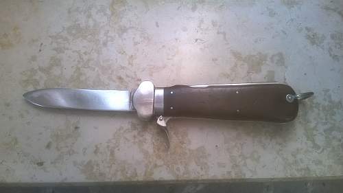 Luftwaffe gravity knife