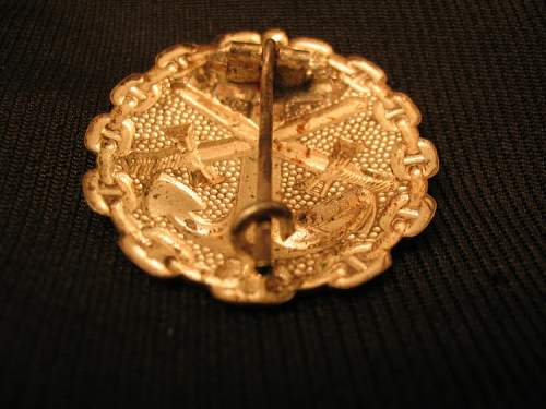 Naval wound badge , good or bad