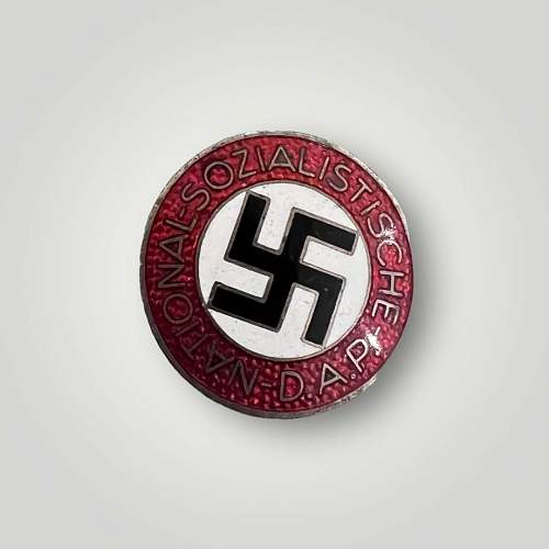 Many Nsdap Pins. Are they real?