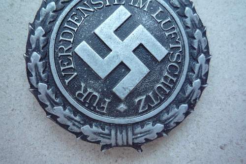 luftschutz medal