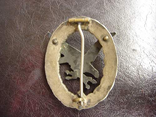 Luftwaffe Badge - real or not? HELP!