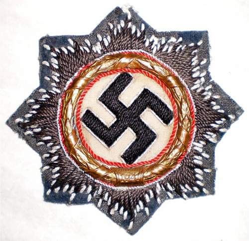 Deutsches Kreuz/German Cross in gold cloth - opinions?