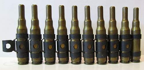 7.62x51 Blanks in M13 MG LInks.