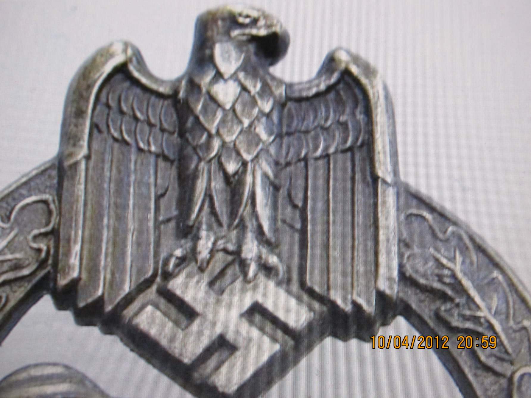 WW2 German, Soviet, Allied militaria, uniforms, awards, weapons history.  War relics forum