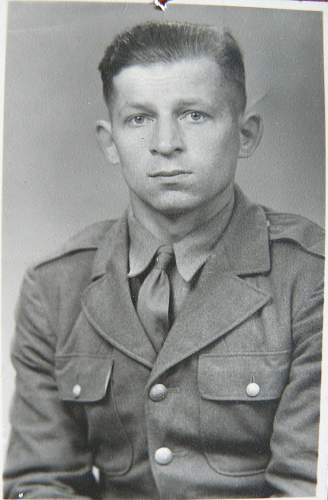 Polish Army uniform and cap