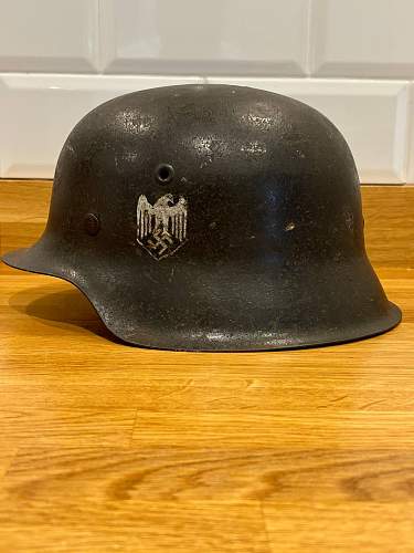 Wehrmacht M40 helmet - unfamiliar Decal