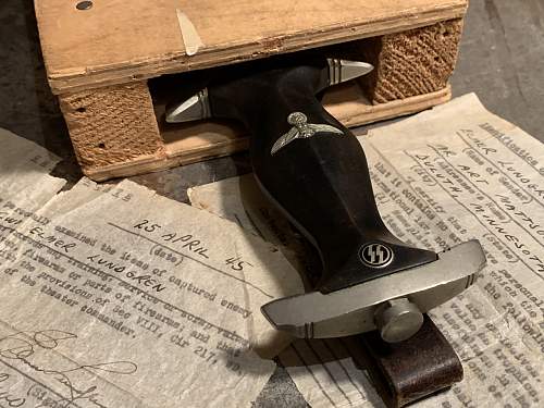 SS Dagger - Robert Klass with shipping crate &amp; capture paper