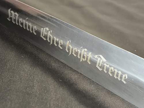 Bertram Reihn Blade with Motto - Need Help