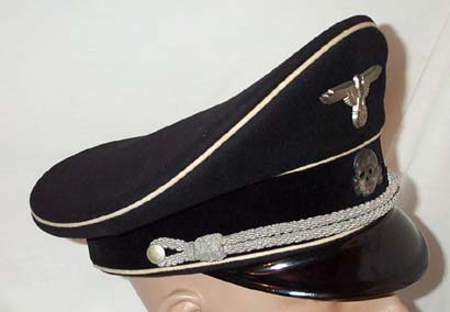 Black Sonderanfertigung cap from the mad house site.