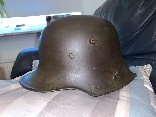 M17 Battle of the somme Relic Barnfind, Does it look like a good shell, also is the green color original.