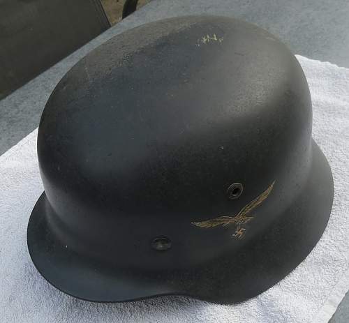 Wehrmacht Luftwaffe Stahlhelm M35 mit 2 Emblemen