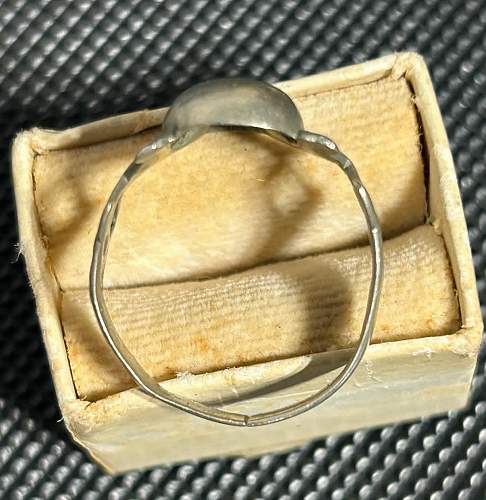 Authentic skull ring?