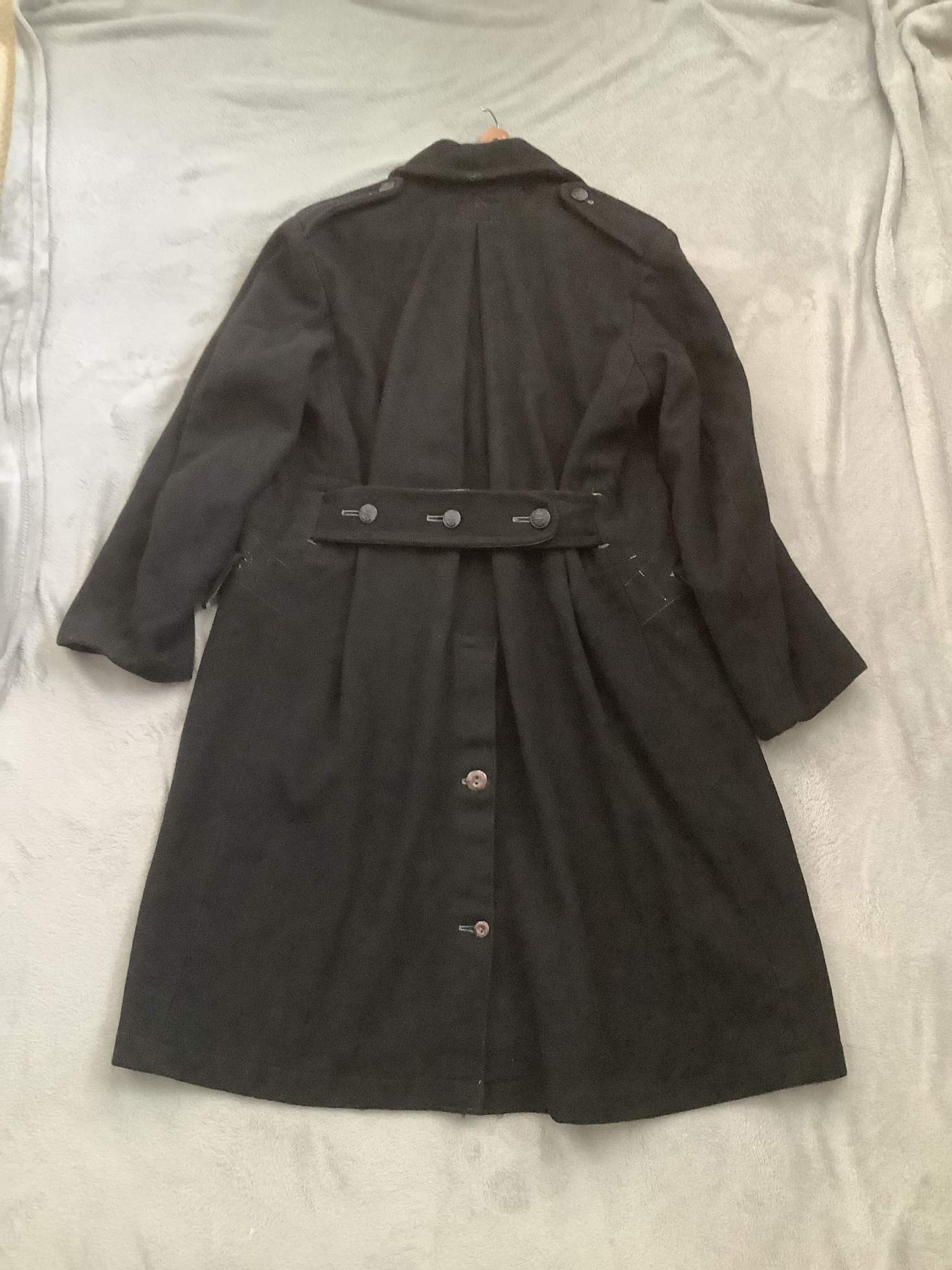 Need help! ww2 pattern 1940? RN or RAN greatcoat?