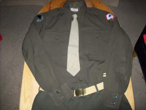 US 92nd Infantry Division Captains uniform