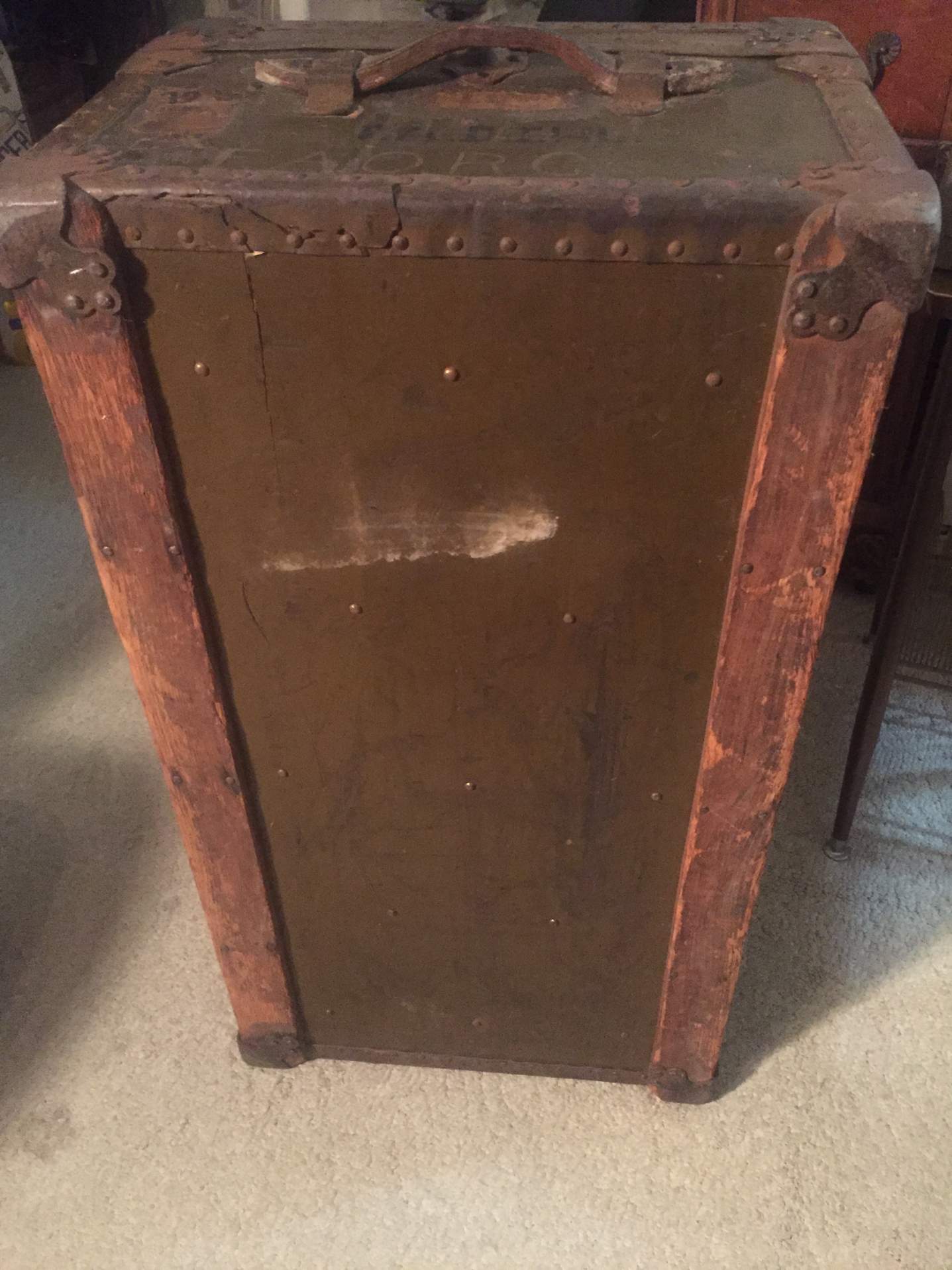 Sold at Auction: WW2 NAMED US ARMY FIELD FOOTLOCKER TRUNK