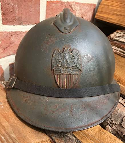 American WW1 adrian helmet with unknown US badge